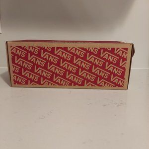Women's "off the wall" vans size 9
